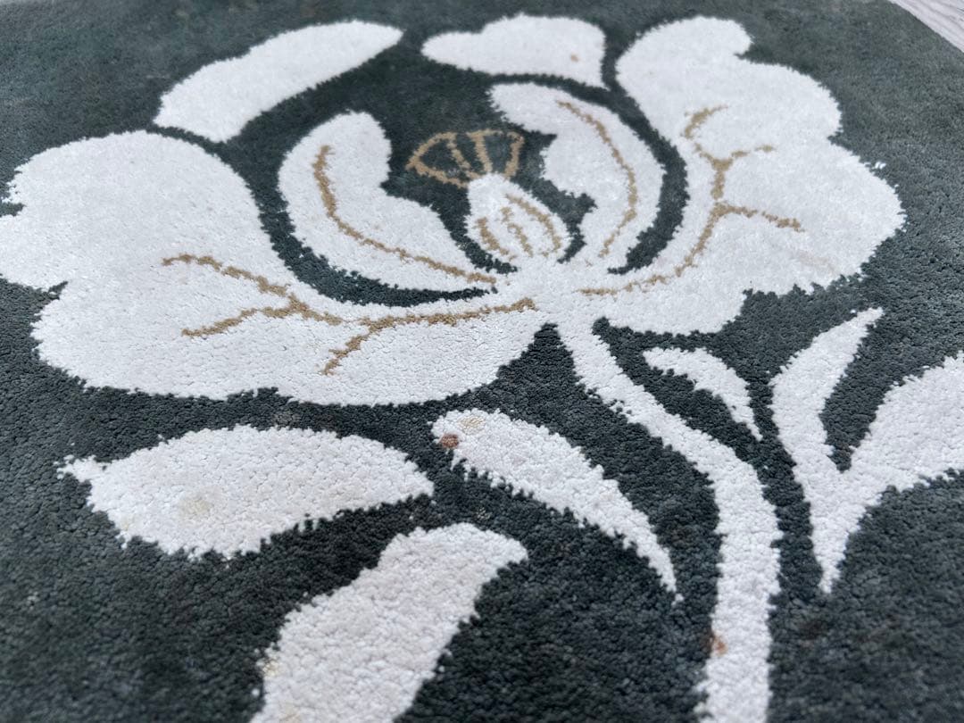 鍋島緞通 新鍋島 吉島敷物 座布団 牡丹B-1 利久ねずみ地 -352-