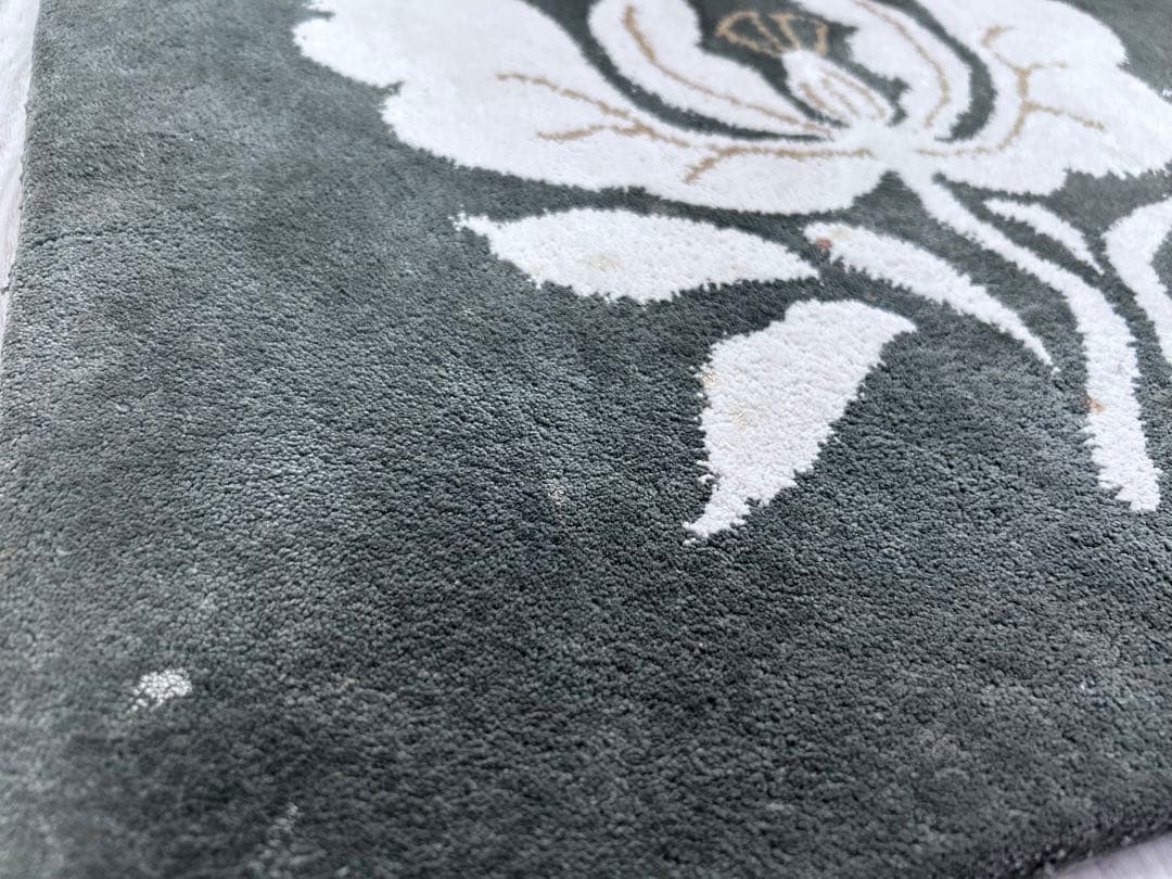 鍋島緞通 新鍋島 吉島敷物 座布団 牡丹B-1 利久ねずみ地 -352-