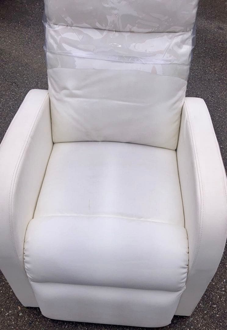 ☆march様々専用ページ☆ホワイト リクライニング 1人掛けソファ