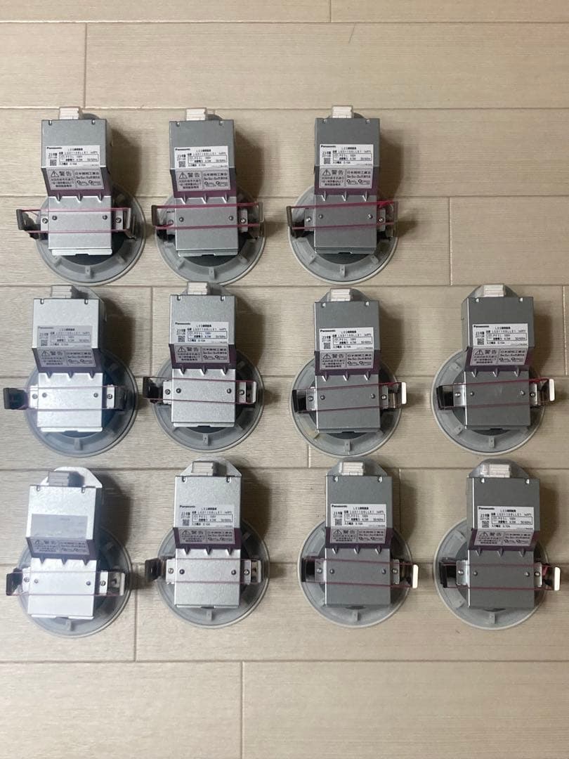 バラ売り可】円形埋込式ダウンライト11個セット - メルカリ