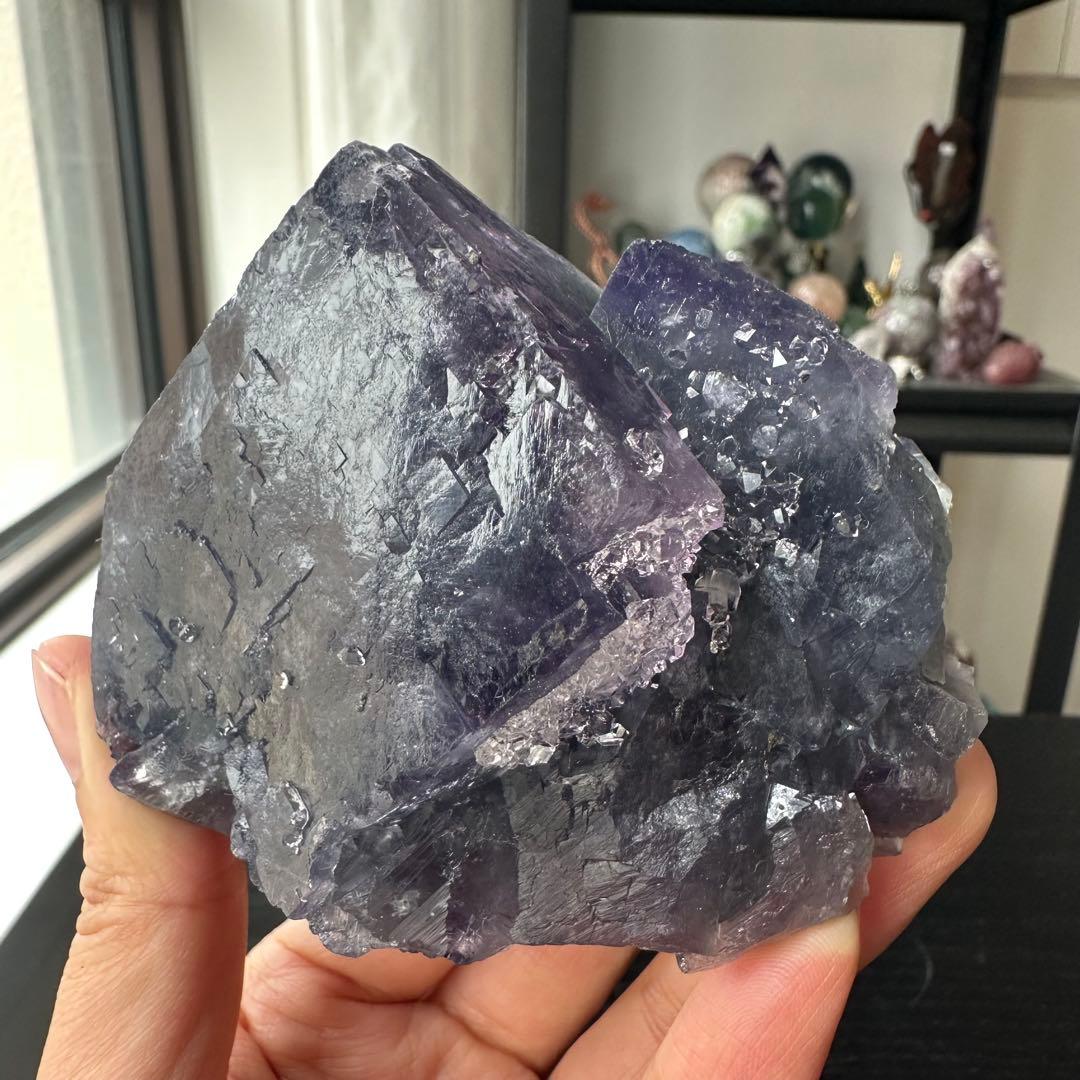 天然石水晶共生フローライトの原石　置物　鉱物NO.051715