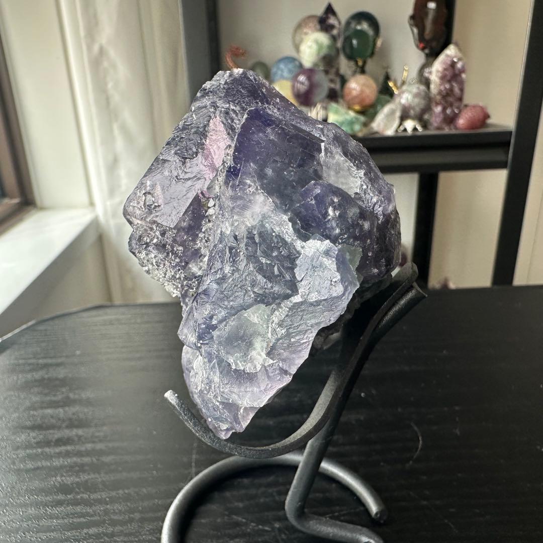 天然石水晶共生フローライトの原石　置物　鉱物NO.051715