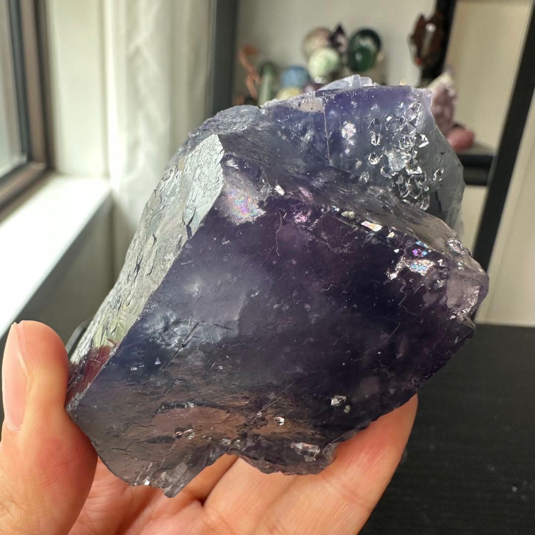 天然石水晶共生フローライトの原石　置物　鉱物NO.051715