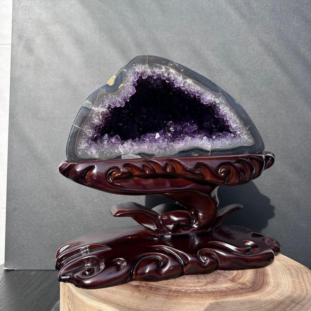 【高品質】ウルグアイ産❣️天然石 アメジストのドーム　置物　台座付きG.214