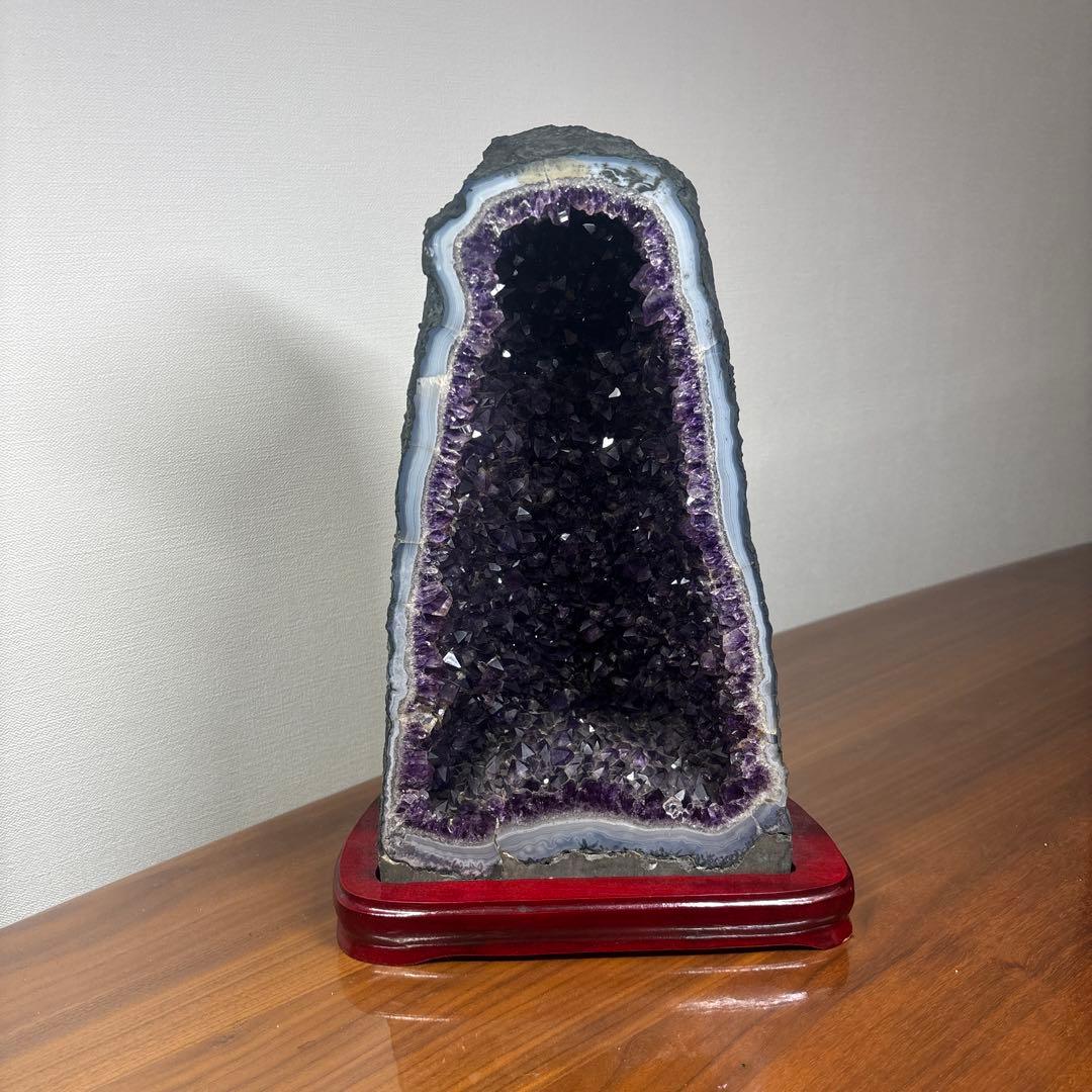 【希少・天然アメジストドーム 7.68kg】極上美濃紫　原石ドゥルージー座付