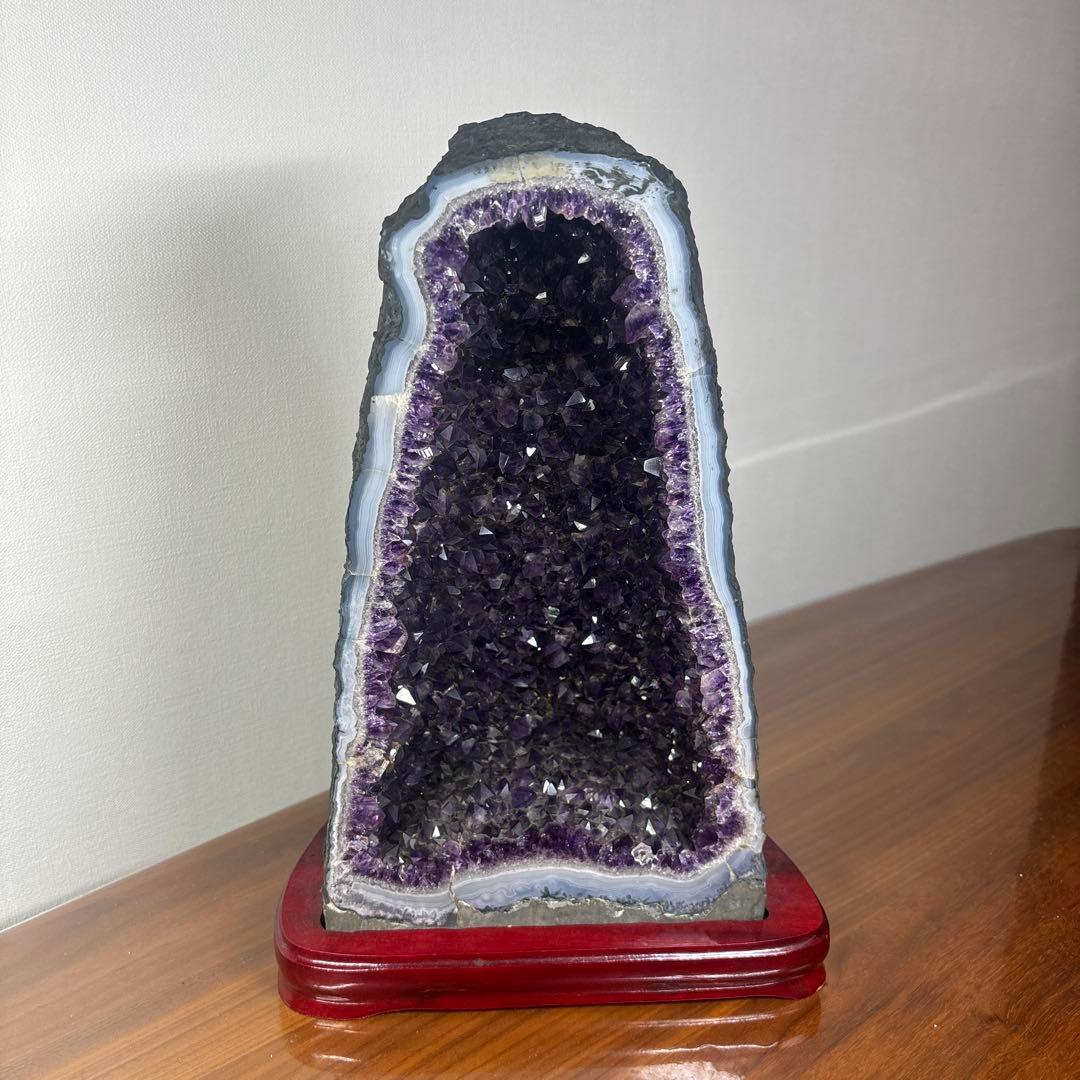 【希少・天然アメジストドーム 7.68kg】極上美濃紫　原石ドゥルージー座付