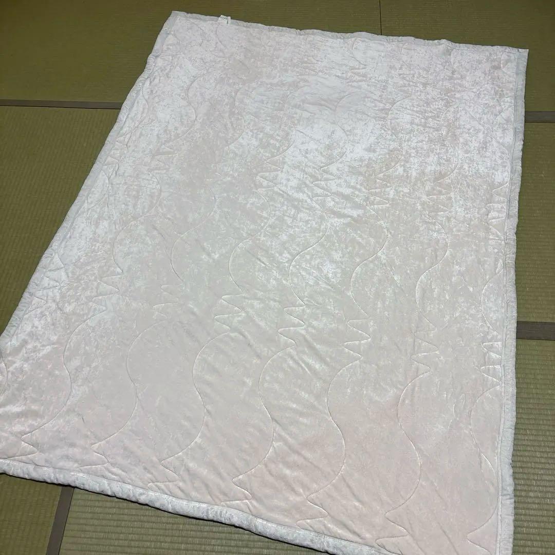 丸八真綿オーラストーン毛布