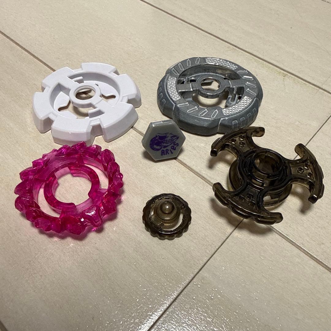 メタルファイトベイブレード クレイアリエスED145B - メルカリ