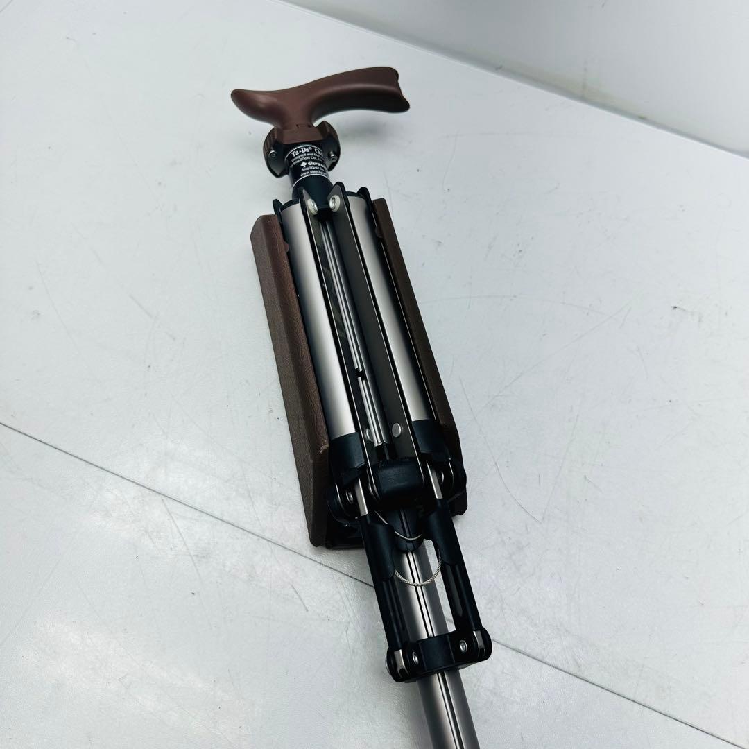 Ta-Da Chair 椅子にもなる携帯用ステッキ(杖)