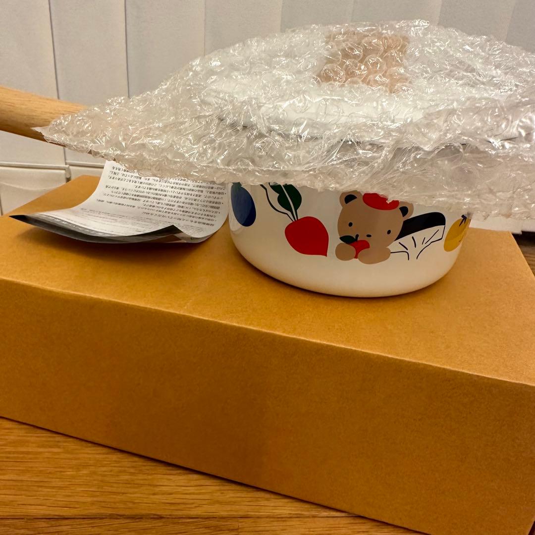 ファミリア　familiar ミルクパン　ホーロー　琺瑯　鍋　片手鍋　くま