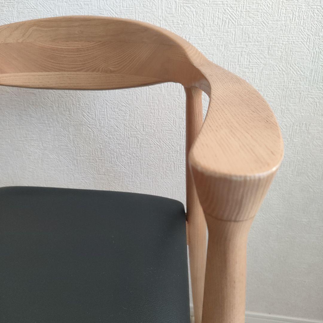 dada品【超美品】木製アームチェア 黒合皮レザークッション付き