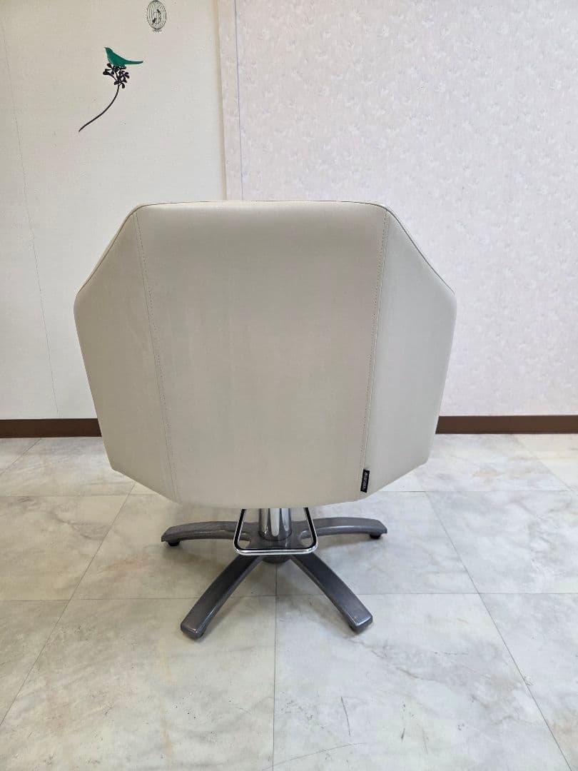 美容室 タカラベルモント スタイリングチェア Morb