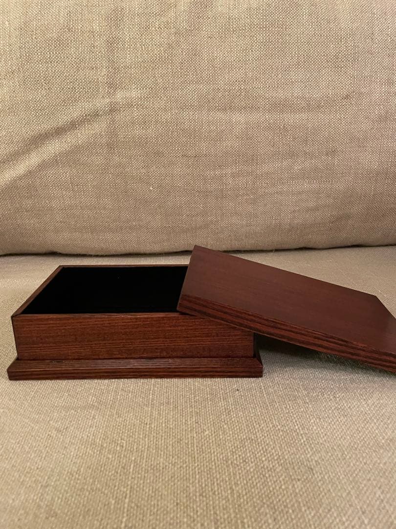 佃眞吾さん　折りたたみ式お弁当箱