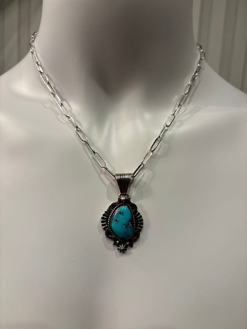 ターコイズ シルバー ペンダントトップ　 ナバホ族 チェーンセット　ネックレス