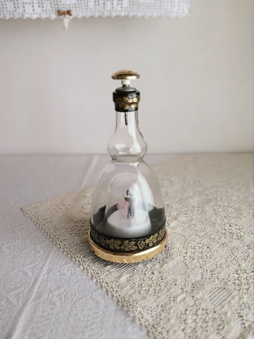 * vintage music box ୨୧ * 夢のような オルゴール (b)