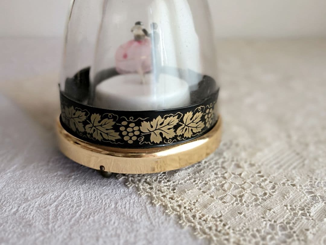 * vintage music box ୨୧ * 夢のような オルゴール (b)