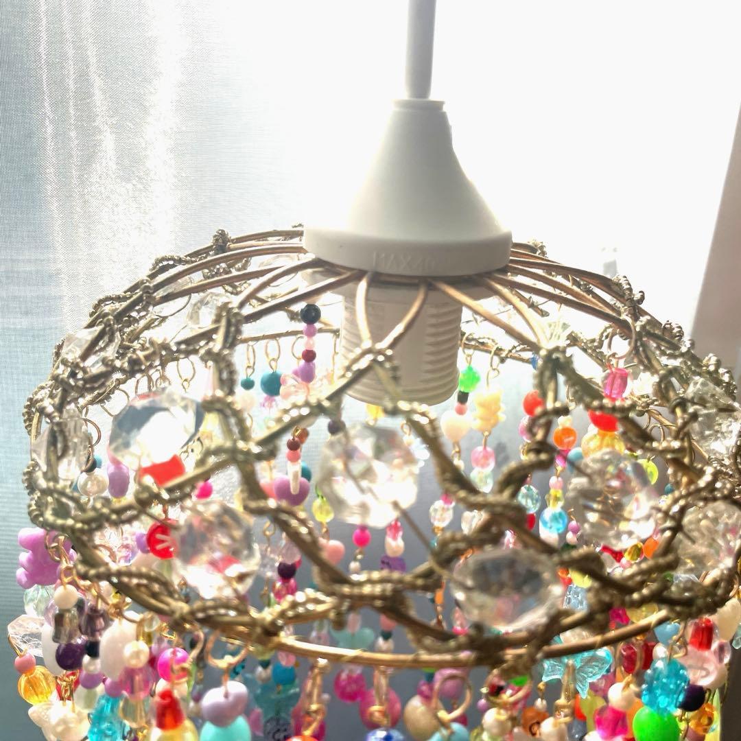 ミニシャンデリア　カラフルビーズ　天井照明　シーリングライト　ビーズ