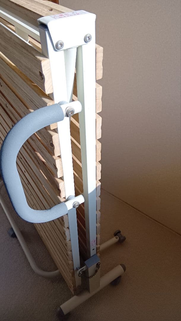 折りたたみベッド キャスター付き　ニトリ　シングル【中古】