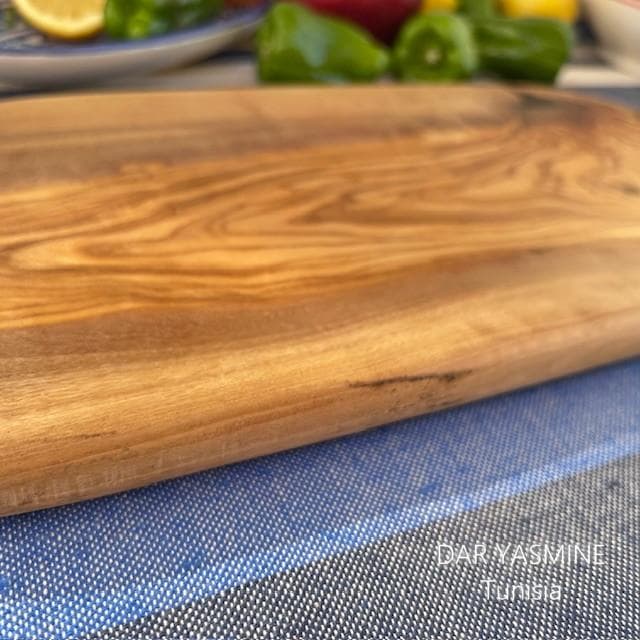 オリーブの木　カッティングボード　持ち手ありフリー　目的地はここ！　約44cm