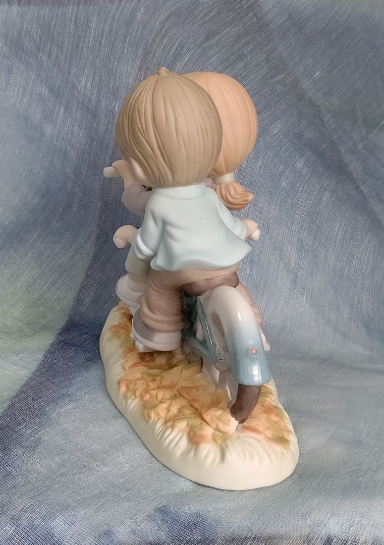 プレシャスモーメント 珍しいブルーアイ 生産数量限定作品 レア