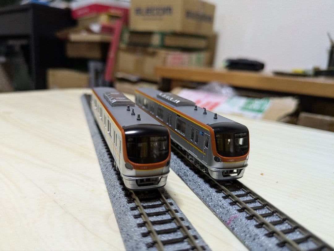 KATO東京メトロ有楽町、副都心線 17000系6両基本セット（ジャンク品