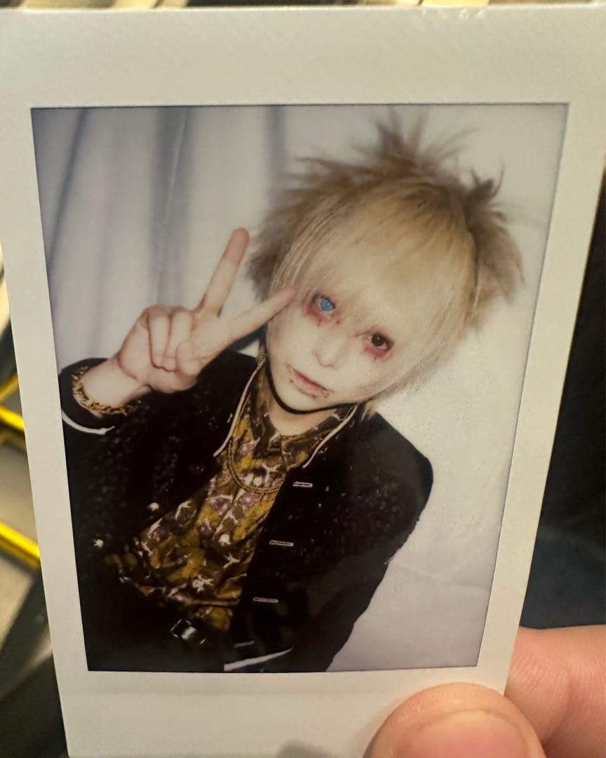 R指定マモ 桜花 チェキ - メルカリ