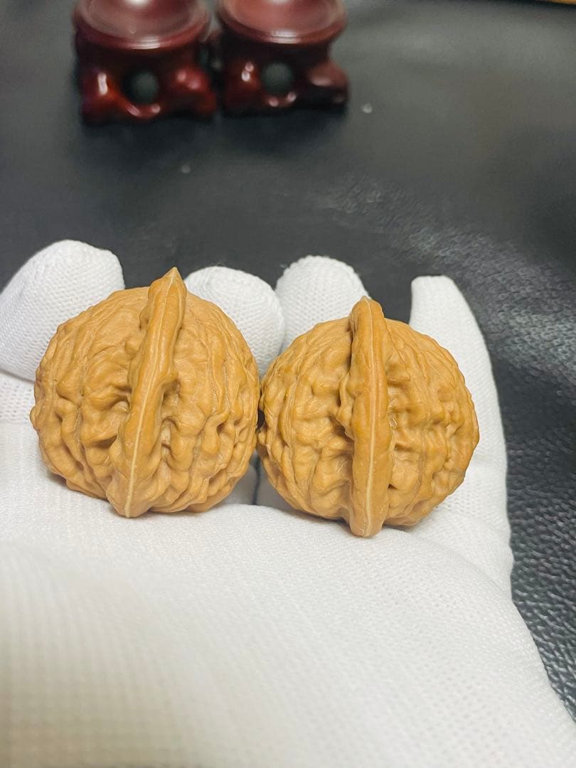 厚揚げ　No.409❤️遊ぶクルミ　文玩核桃 希少変高級種大红袍