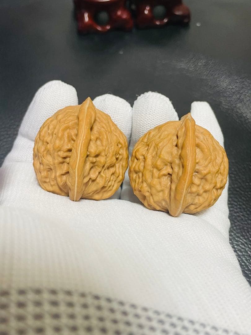 厚揚げ　No.409❤️遊ぶクルミ　文玩核桃 希少変高級種大红袍