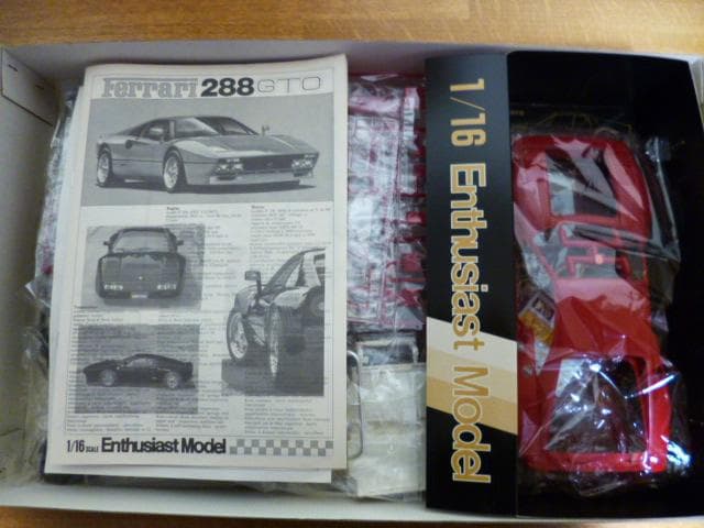 完売希少BIGスケール/未作成】フジミ模型 1/16 フェラーリ 288GTO