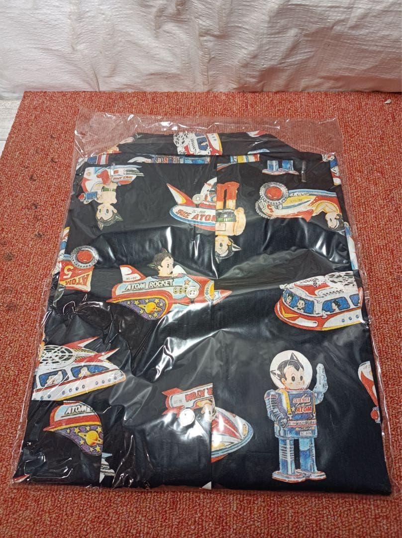 八3266《新品未開封》鉄腕アトム 限定 ヴィンテージ アロハシャツ