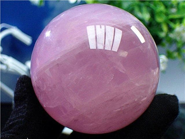 63MMAAA級家庭円満★天然紫ローズクォーツ丸玉YT4E1/170E17D