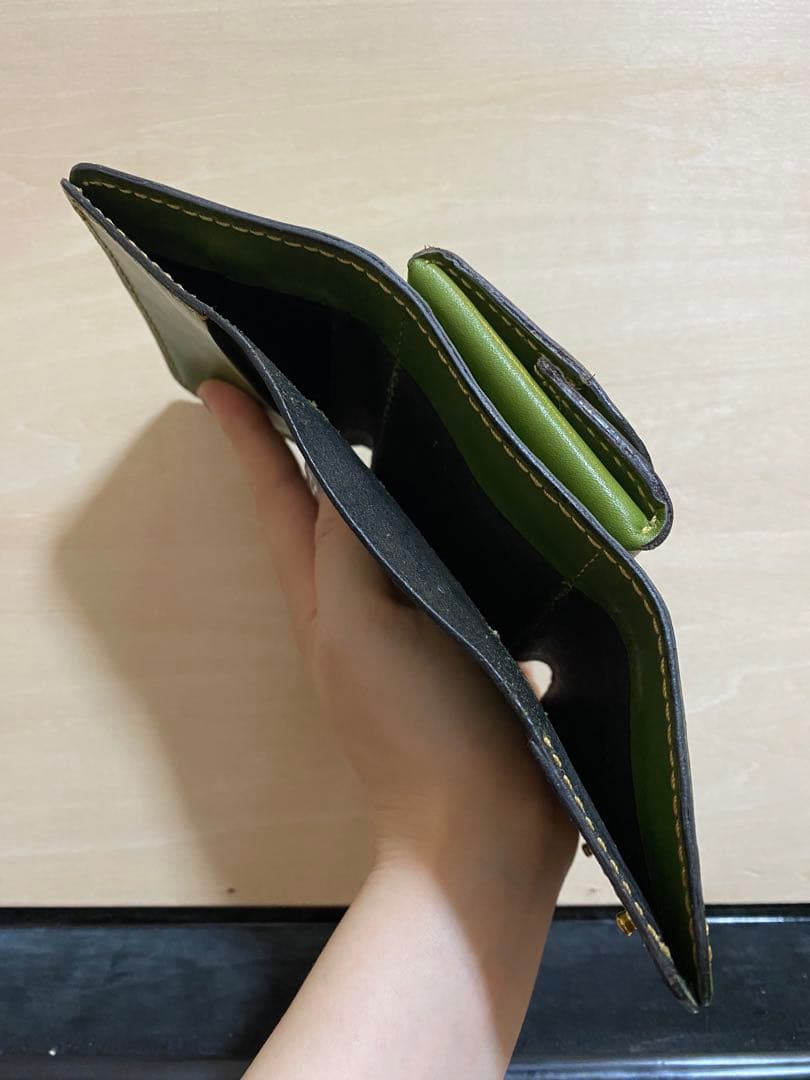 手縫い　グリーン 三つ折り財布 ハンドメイド