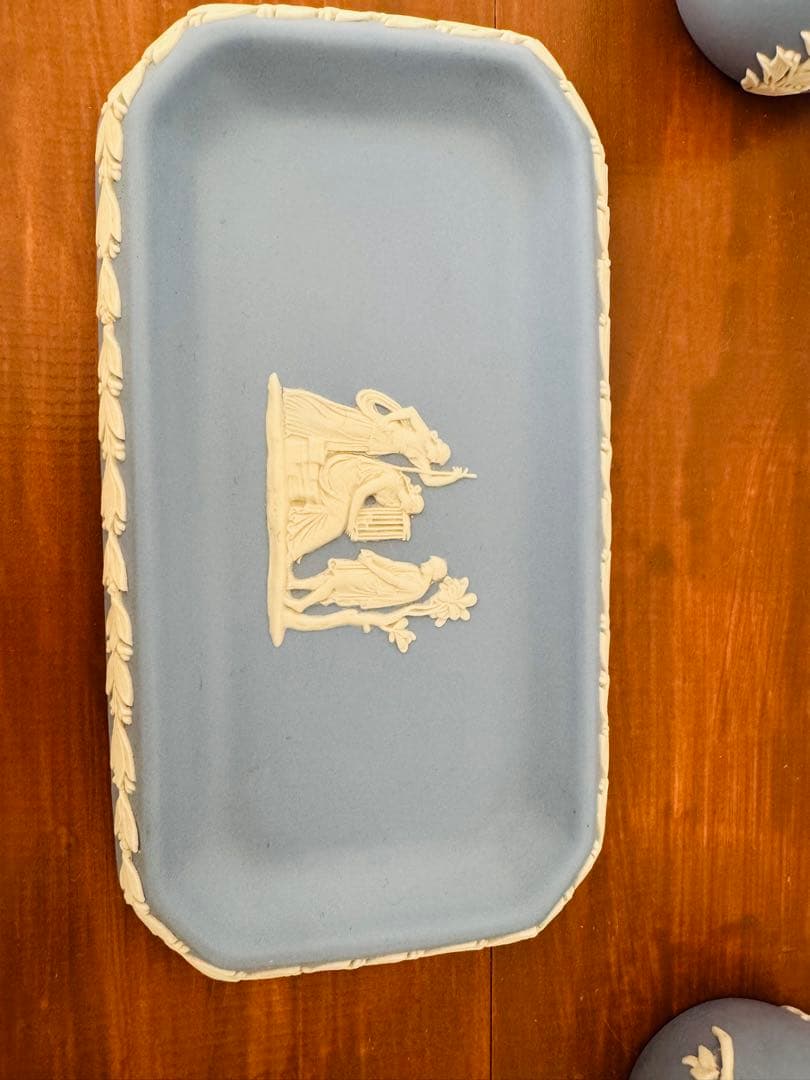 ウェッジウッドジャスパー置物