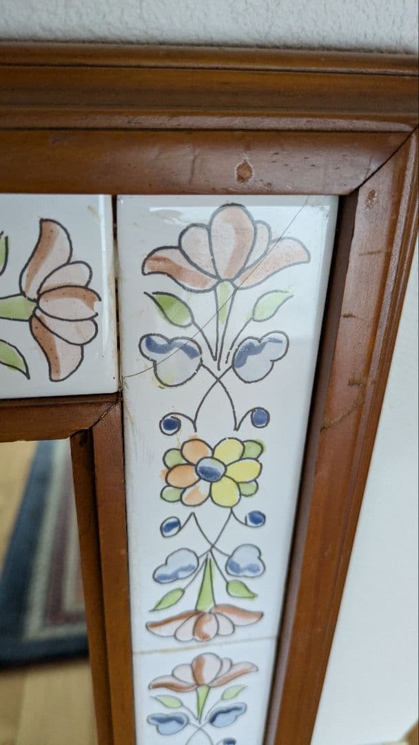 ウォールミラー スペイン製タイル貼り　カントリー調　鏡　壁掛け