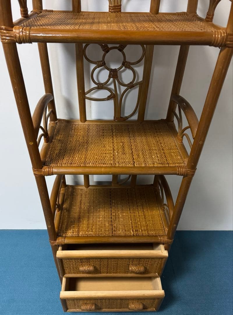 も*り様 ヴィンテージ　ラタンディスプレイラック　引き出し付き3段飾り棚　籐家具