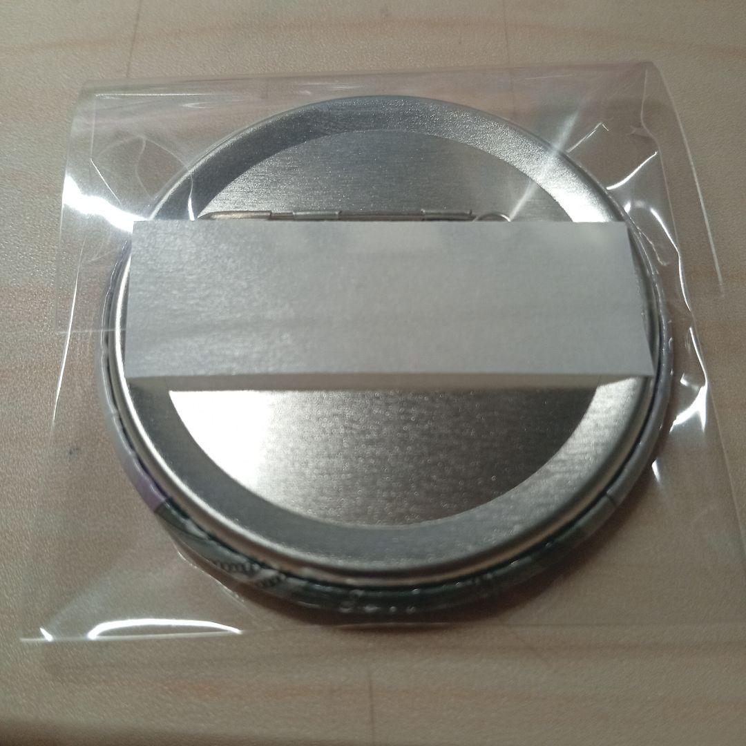 めておら メルトくん First 1MPACT 缶バッジ 夏ビジュ 等身 - メルカリ