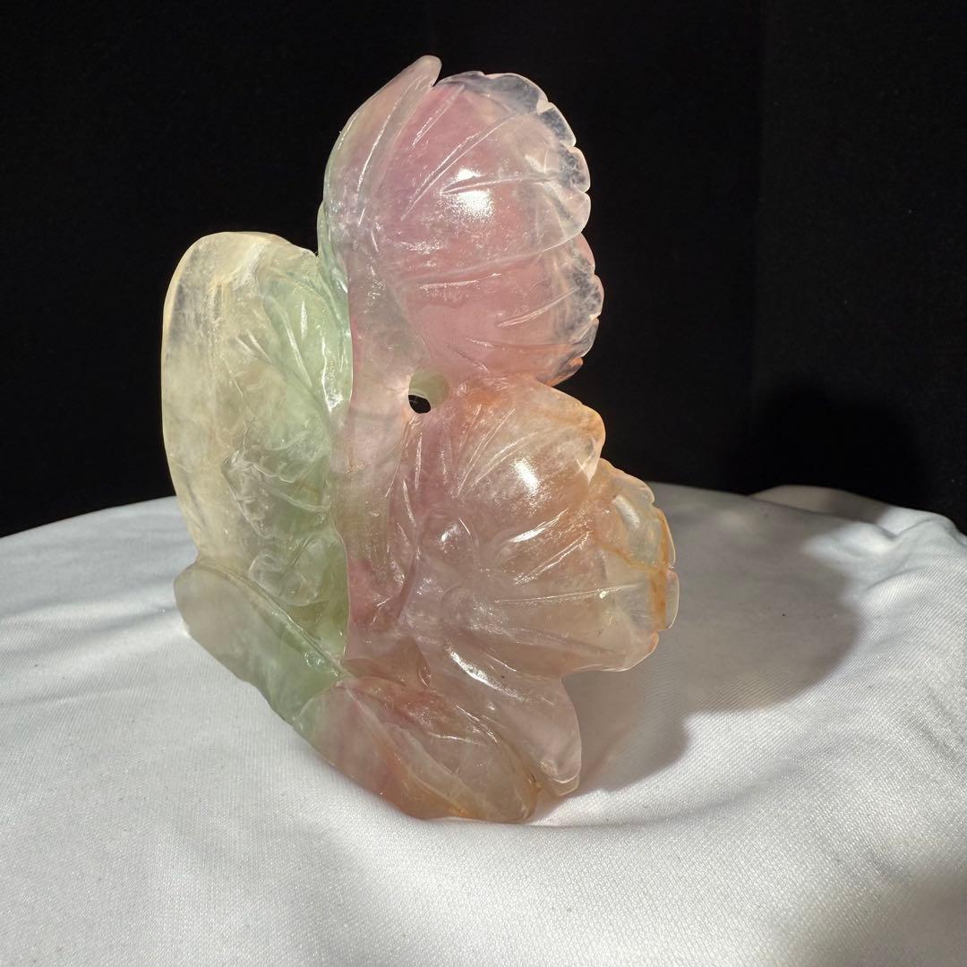 特売❣️天然石フローライトの鳥と花　置物　彫物NO.070507