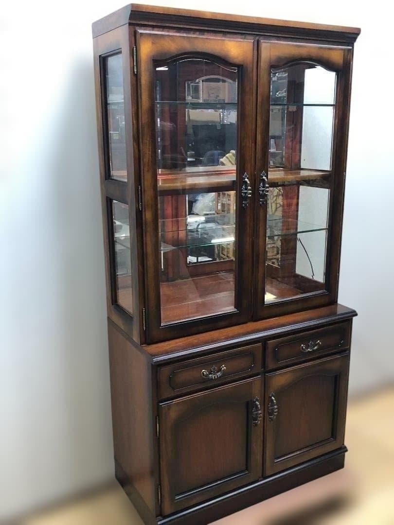 送料無料【希少3面ガラス採光】カリモク 飾り棚 コレクションボード 250709