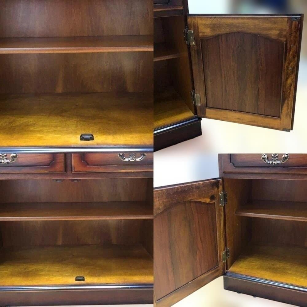 送料無料【希少3面ガラス採光】カリモク 飾り棚 コレクションボード 250709