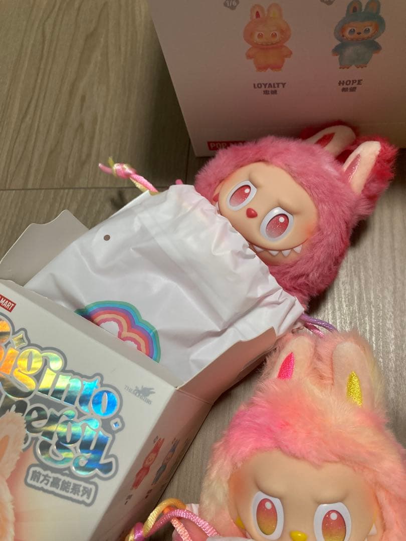 ぬいぐるみ・マスコット LABUBU rock the universe