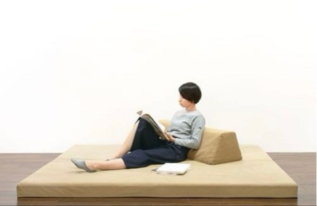 フライミー ⭐️FLO-FLO フロアマットとクッションセット301,000円