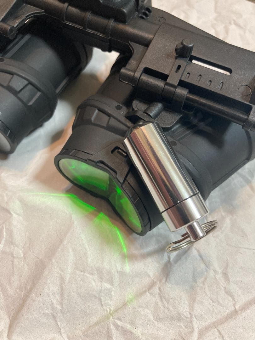 【発光モデル】GPNVG-18 4眼ナイトビジョンゴーグル ダミー BK