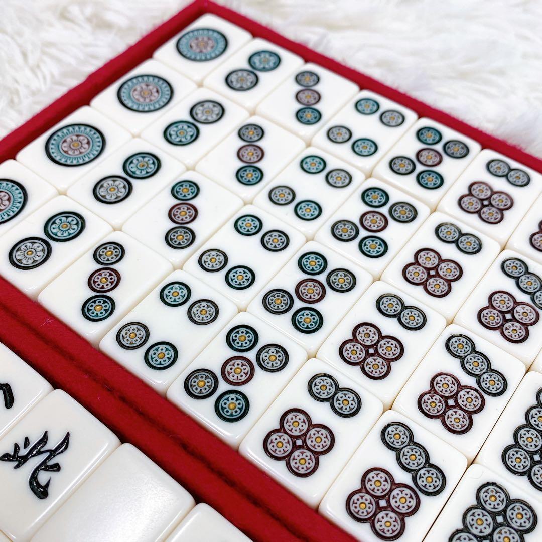 希少 丸一 新昭和牌 金文字高級麻雀牌 重量牌 ユリア樹脂 - メルカリ