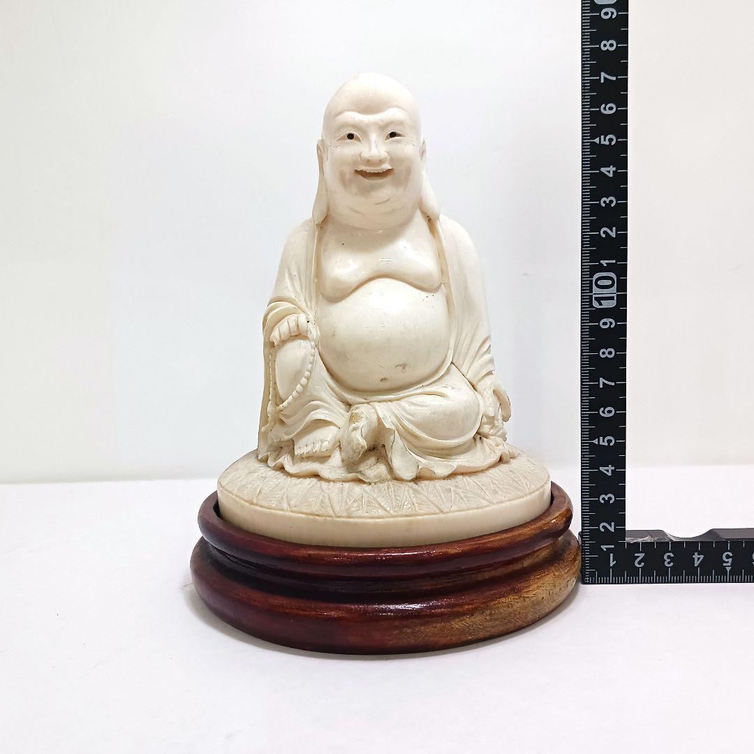 #7 高級彫刻 細密彫り 布袋様 置物 重量897g 唐木台付き