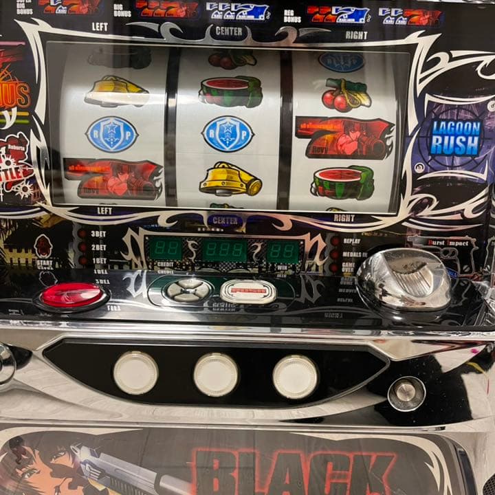 専用ページ】初代ブラックラグーン 実機 - メルカリ