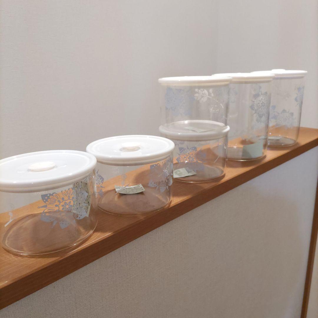 イワキ耐熱ガラス　ワンタッチで簡単　密閉パック＆レンジ　花柄