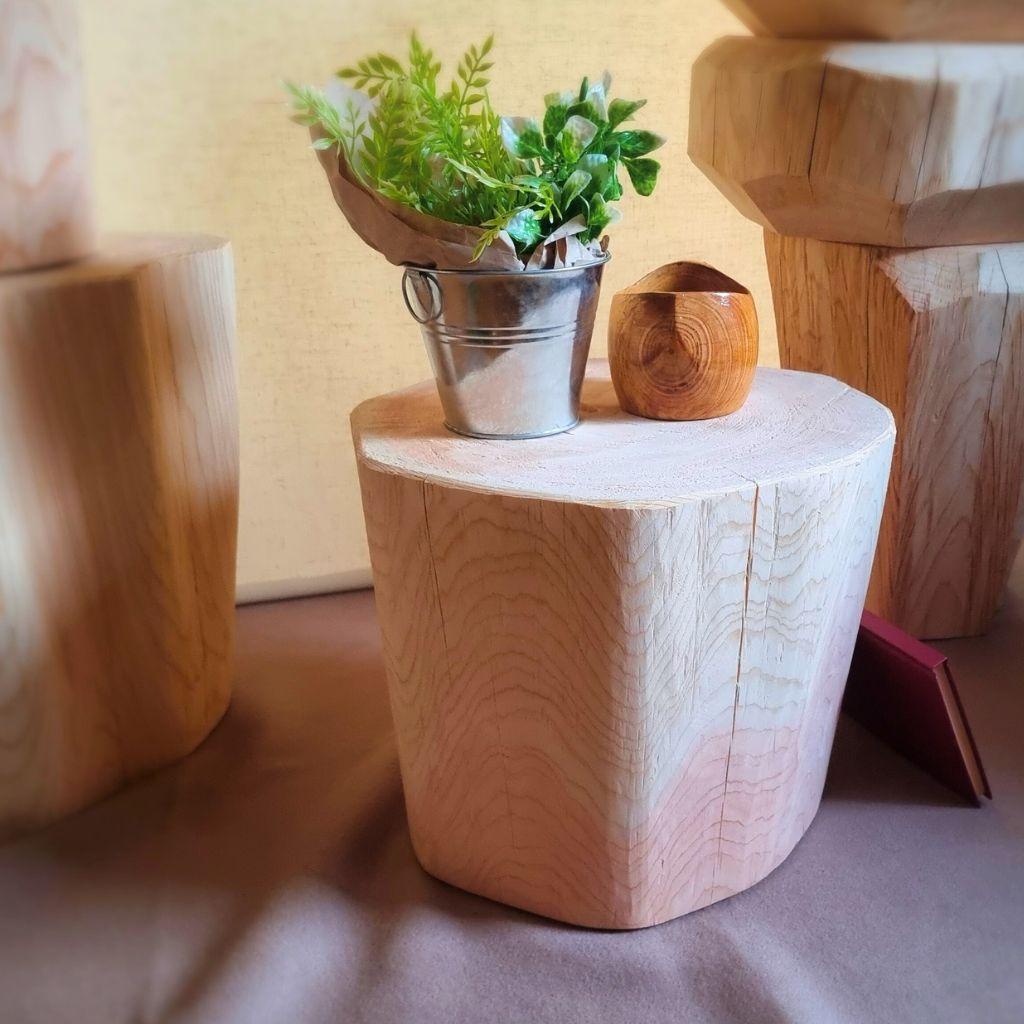 いい香り ナチュラルウッドのテーブル・スツール 無垢無塗装