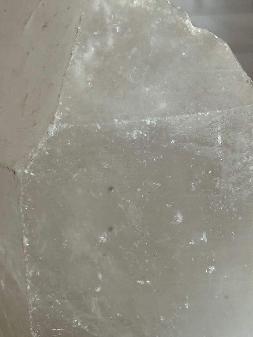 【圧巻✨】天然水晶 大型クリスタルポイント 3.2kg 台座付き