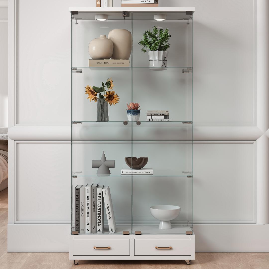 ホワイト LED照明・引出し付 ガラス収納キャビネット4段 両開ドア