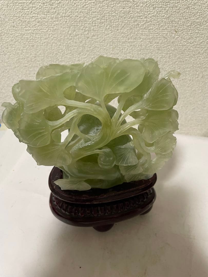 DCM 株式会社　天然石　綠石彫刻瓢箪　置物彫刻 木製台座付き